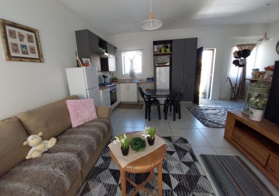 2 Bedroom Property for Sale in Mooikloof Country Estate Western Cape